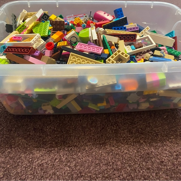 LEGO - Picture 2 of 10